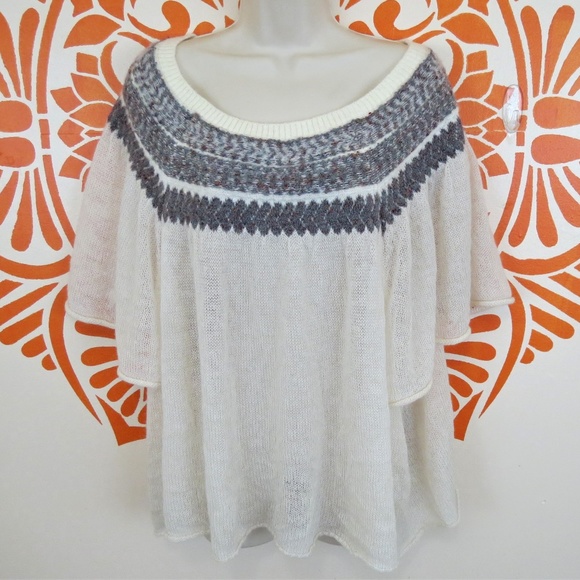 Free People Sweaters - Free People White & Gray Flowy Sweater Top M